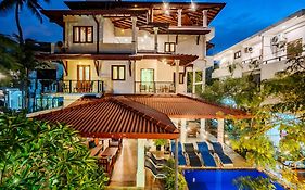 Villa Red Lobster